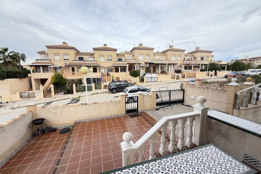 Resale - Apartment - Orihuela Costa - La Zenia