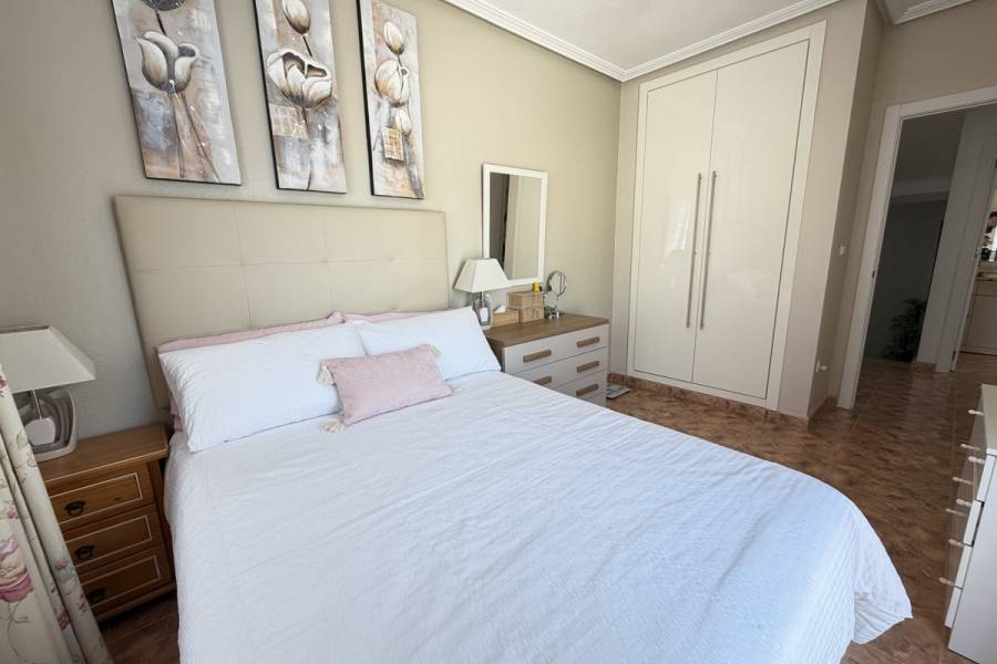 Resale - Quad - Orihuela Costa - La Zenia
