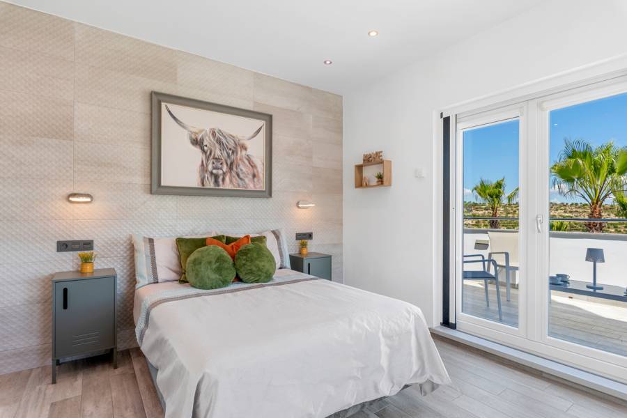 Resale - Detached - Torremendo