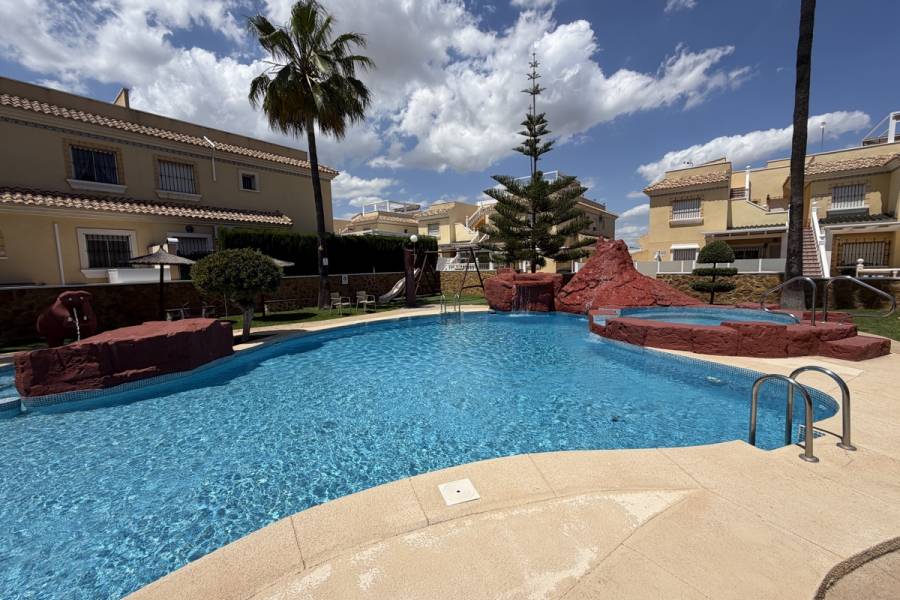 Resale - Apartment - Orihuela Costa - Los Dolses