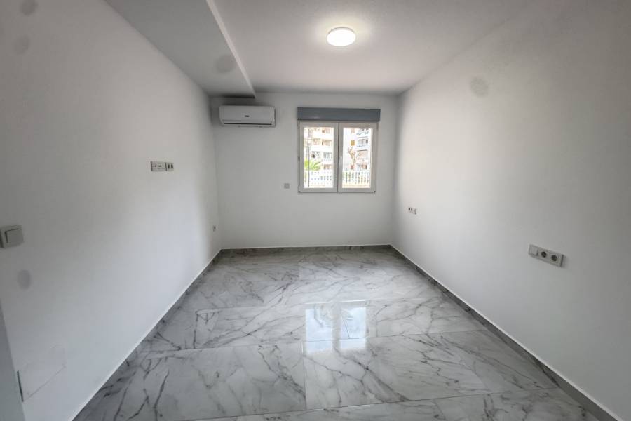 Reventa - Apartamento - Torrevieja