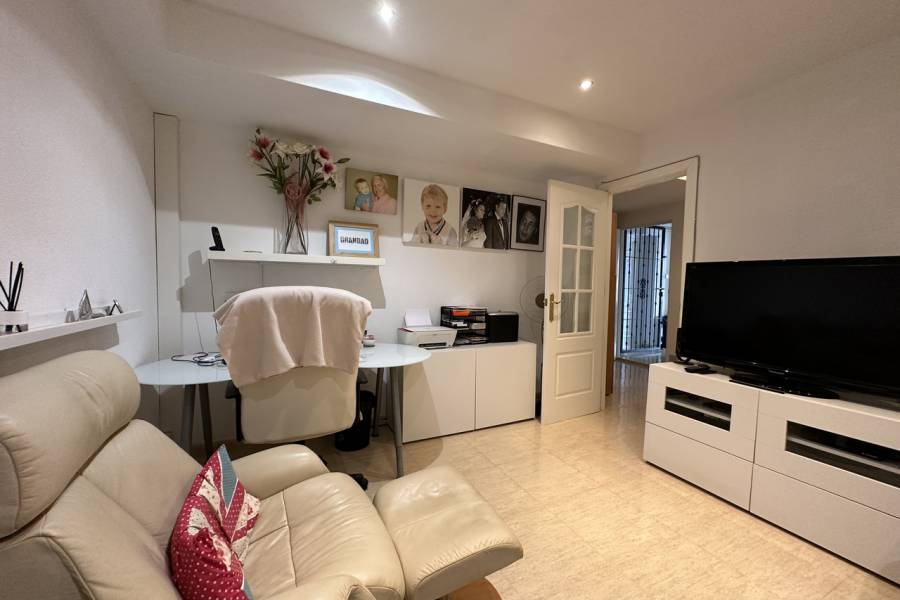 Resale - Detached - Orihuela Costa - Los Dolses