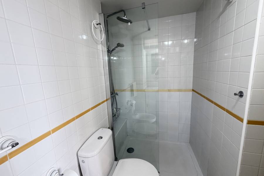 Resale - Apartment - Orihuela Costa - Playa Flamenca