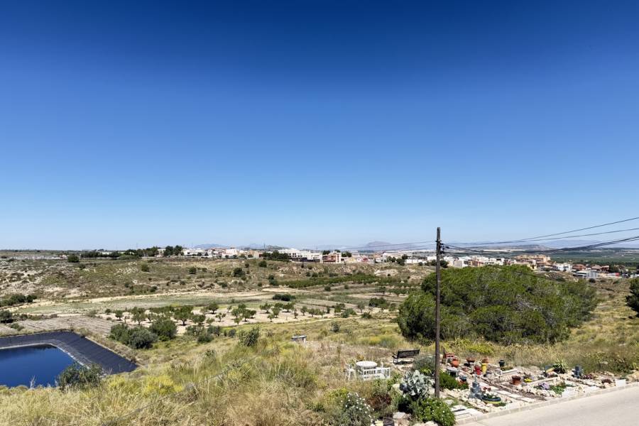 Reventa - Adosado - San Miguel de Salinas