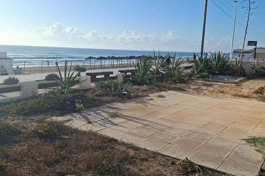 Reventa - Adosado - Torrevieja - Los Europeos