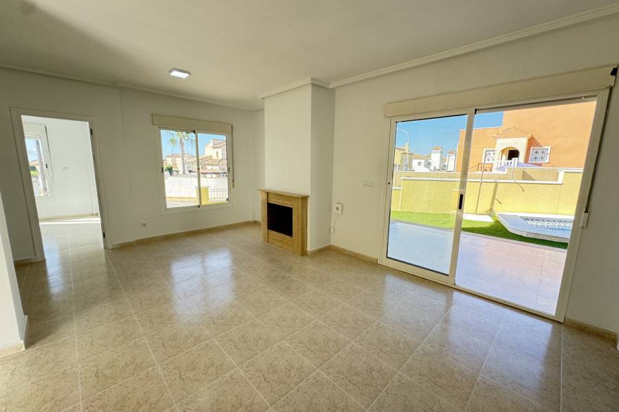 Resale - Detached - Orihuela Costa - Villamartin