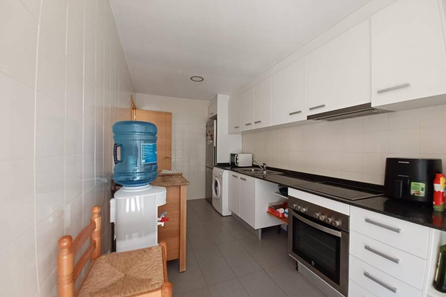 Resale - Apartment - Orihuela Costa - Los Dolses