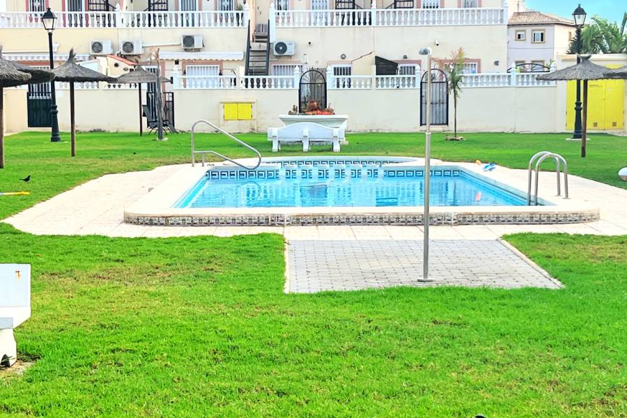 Resale - Townhouse - Orihuela Costa - La Zenia