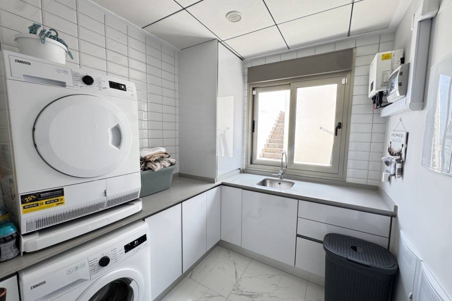 Reventa - Chalet - Orihuela Costa - Villamartin