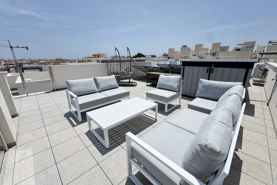 Reventa - Chalet - Orihuela Costa - Villamartin