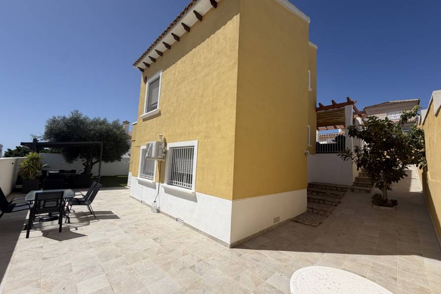Bestaande bouw - Detached - Orihuela Costa - Villamartin