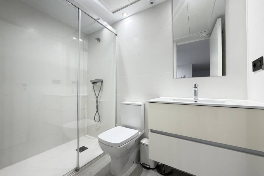 Resale - Detached - Orihuela Costa - Villamartin