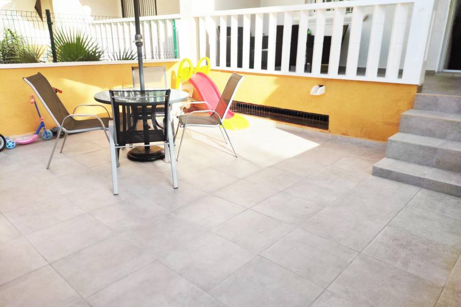 Reventa - Apartamento - Orihuela Costa - Montezenia