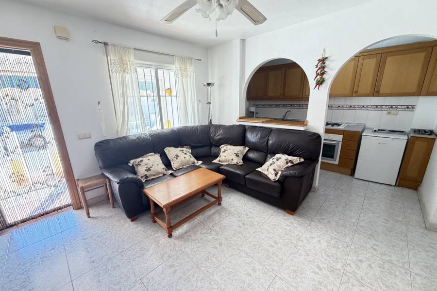 Resale - Apartment - Orihuela Costa - Villamartin