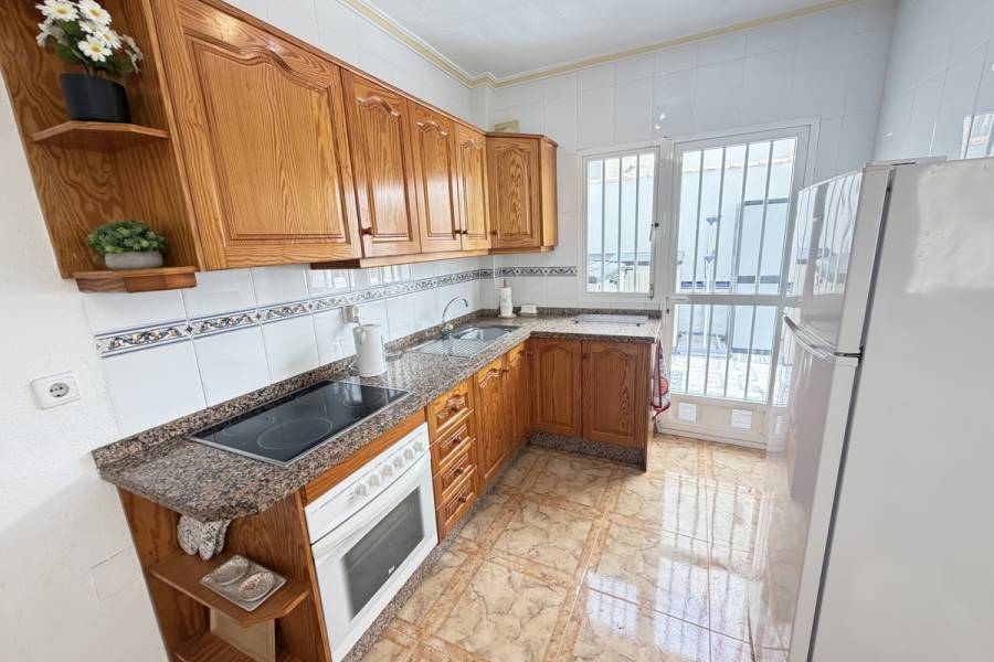 Resale - Apartment - Orihuela Costa - La Zenia
