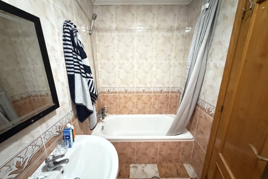 Bestaande bouw - Appartement - Orihuela Costa - Villamartin