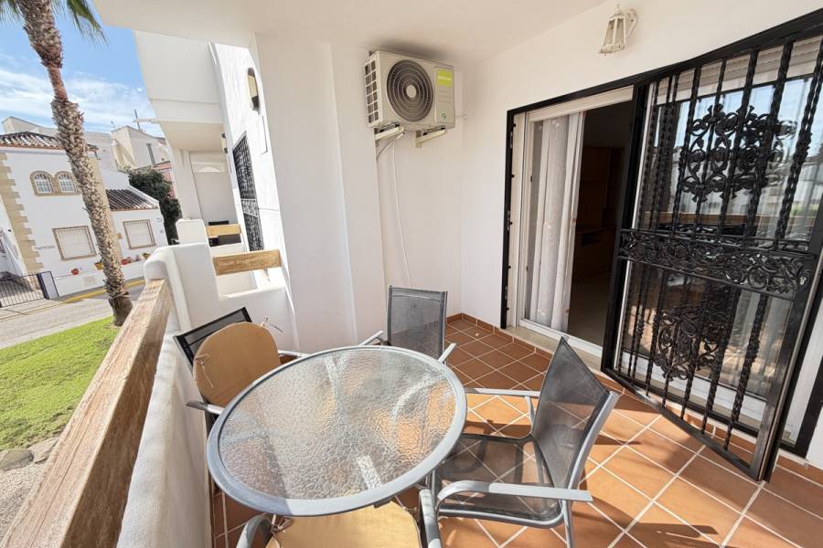 Resale - Apartment - Orihuela Costa - Villamartin