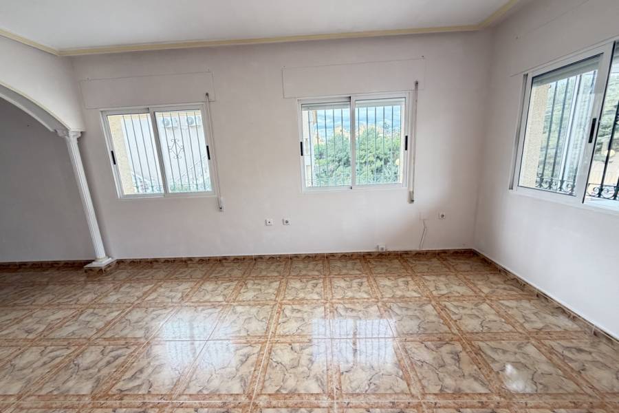 Resale - Apartment - Orihuela Costa - La Zenia