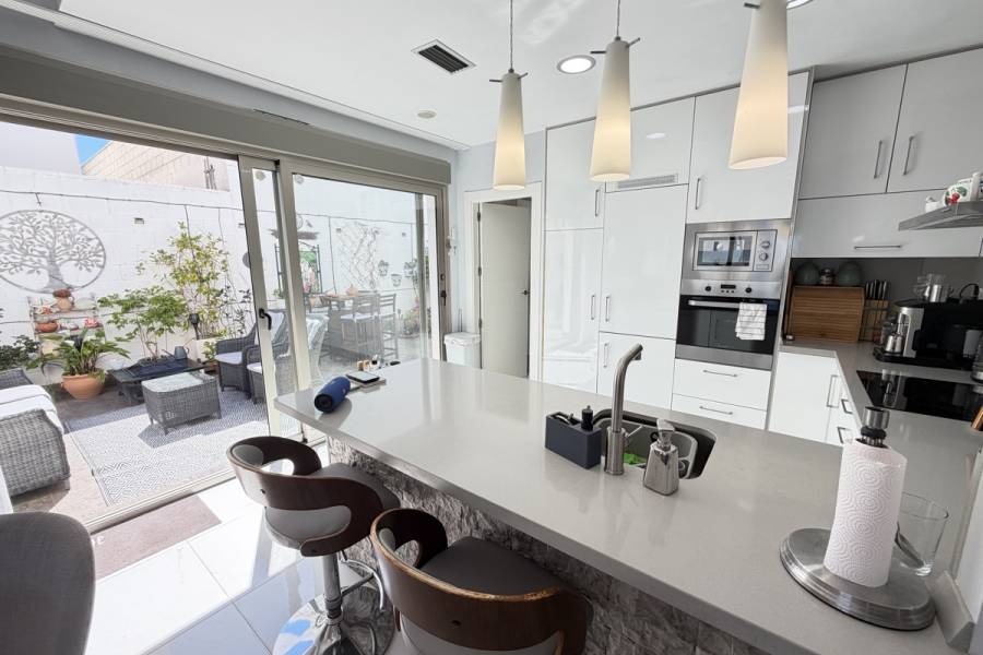 Bestaande bouw - Detached - Orihuela Costa - Villamartin