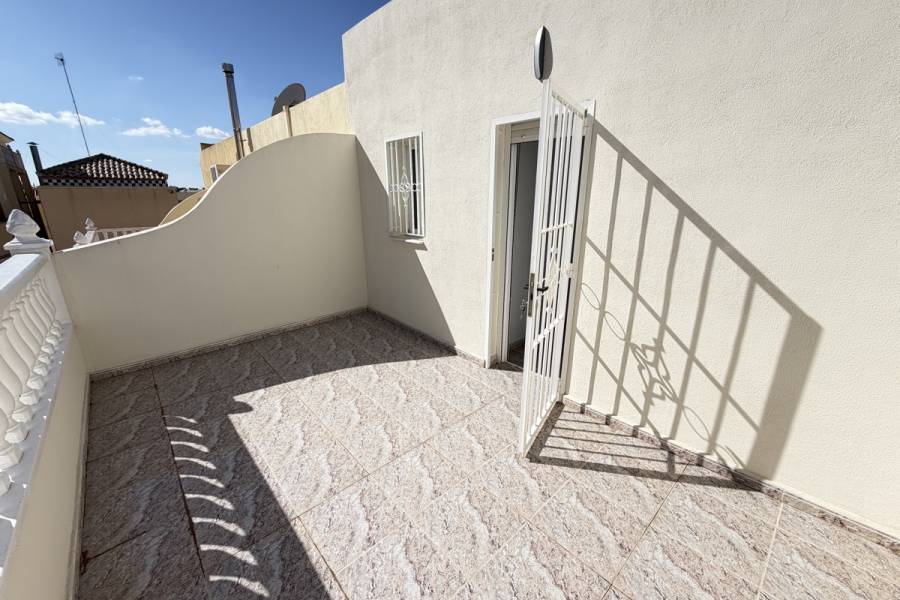 Resale - Townhouse - Orihuela Costa - Villamartin