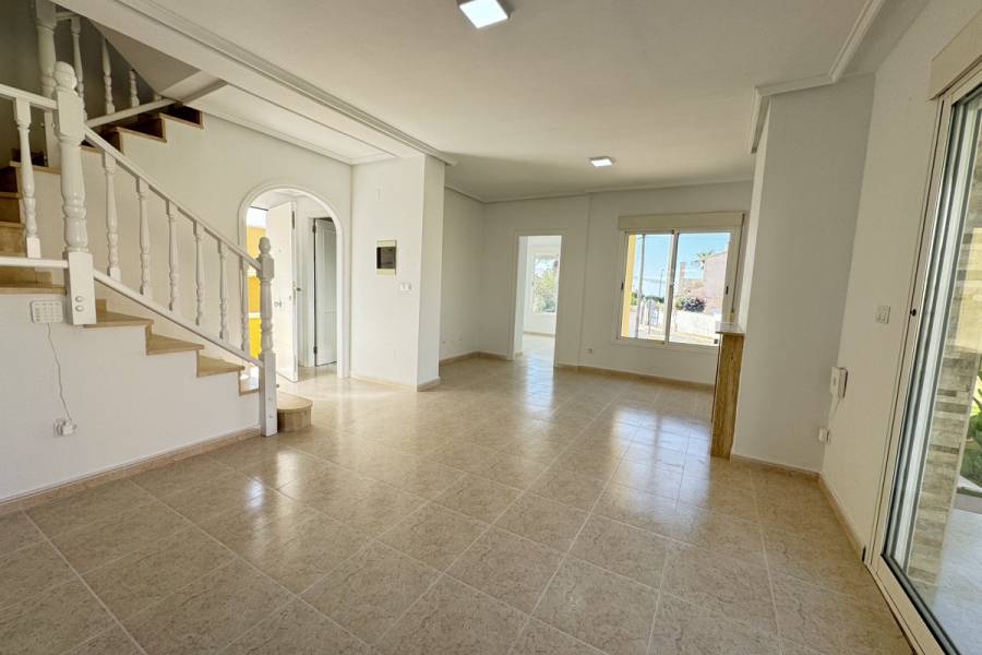 Resale - Detached - Orihuela Costa - Villamartin