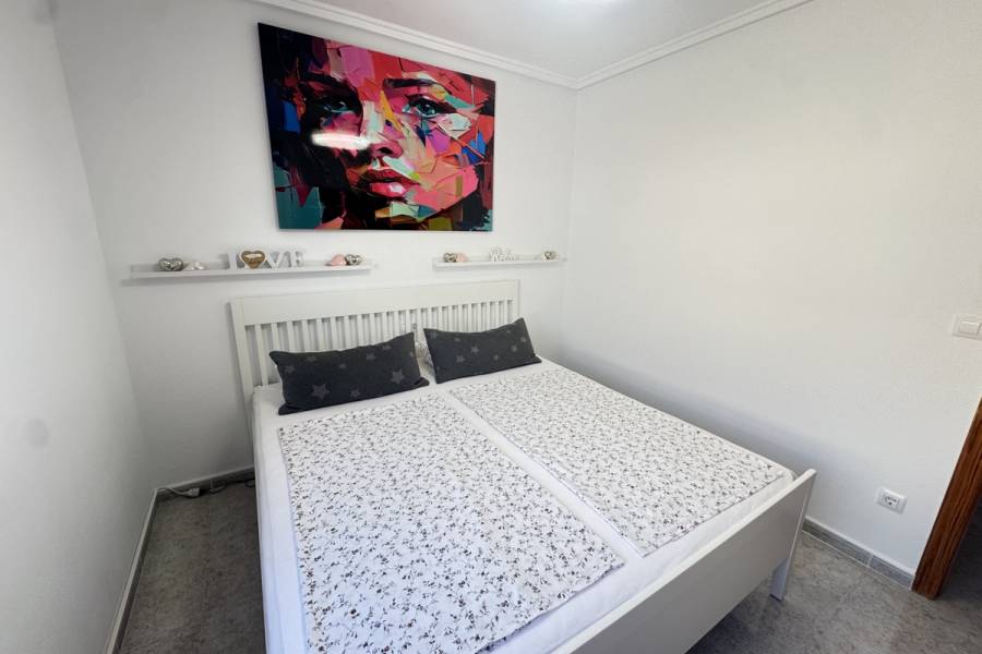 Reventa - Chalet - Orihuela Costa - Villamartin