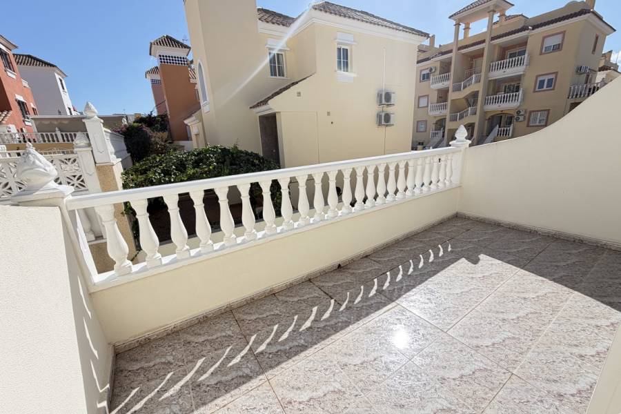 Resale - Townhouse - Orihuela Costa - Villamartin