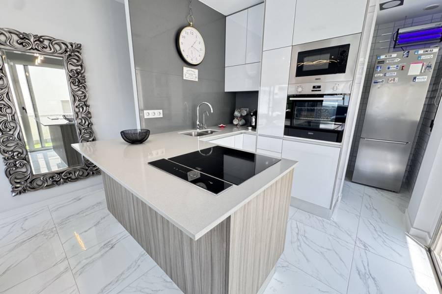 Reventa - Chalet - Orihuela Costa - Villamartin