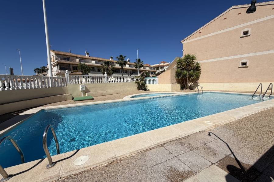 Reventa - Apartamento - Orihuela Costa - La Zenia