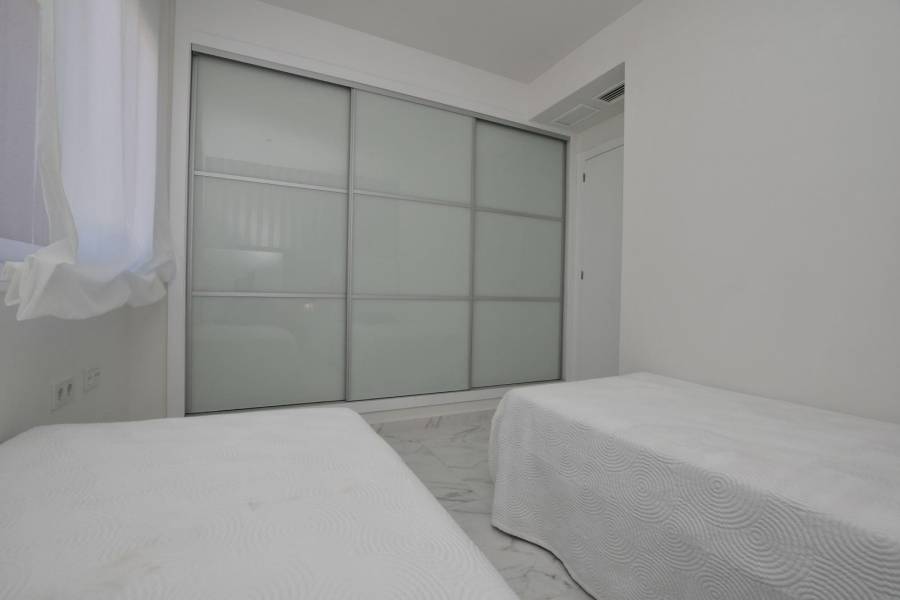 Nueva construcción  - Apartamento - San Miguel de Salinas - La Cañada