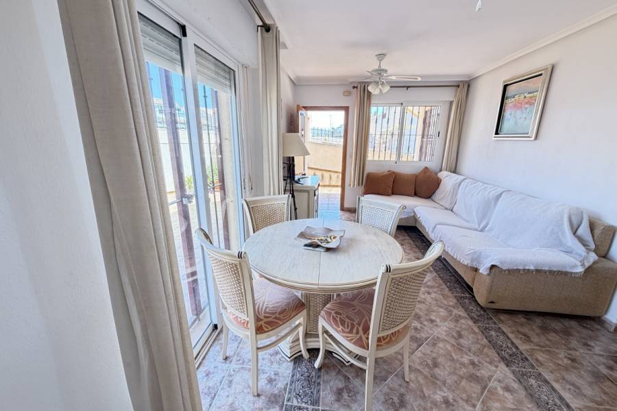 Resale - Apartment - Orihuela Costa - La Zenia