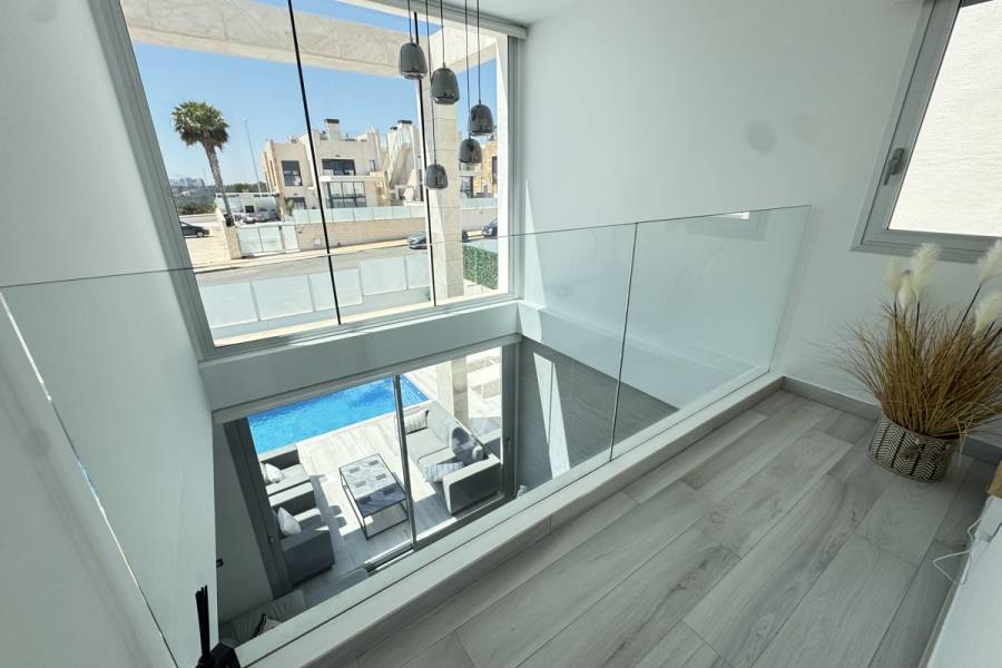 Resale - Detached - Lomas de Cabo Roig