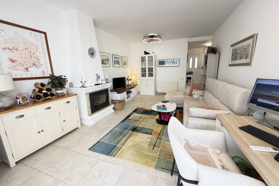 Resale - Apartment - Orihuela Costa - Villamartin