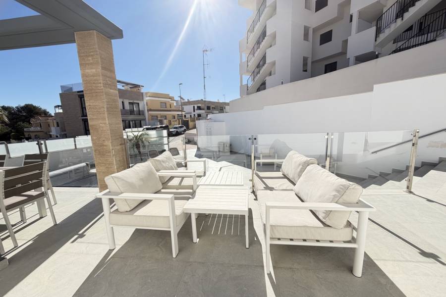 Resale - Detached - Orihuela Costa - Villamartin