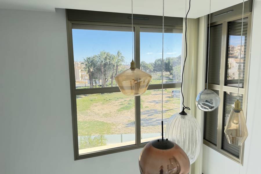 Resale - Detached - Orihuela Costa - Villamartin