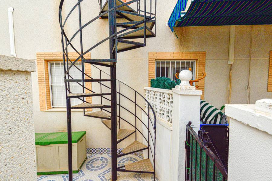 Resale - Apartment - Orihuela Costa - Los Balcones