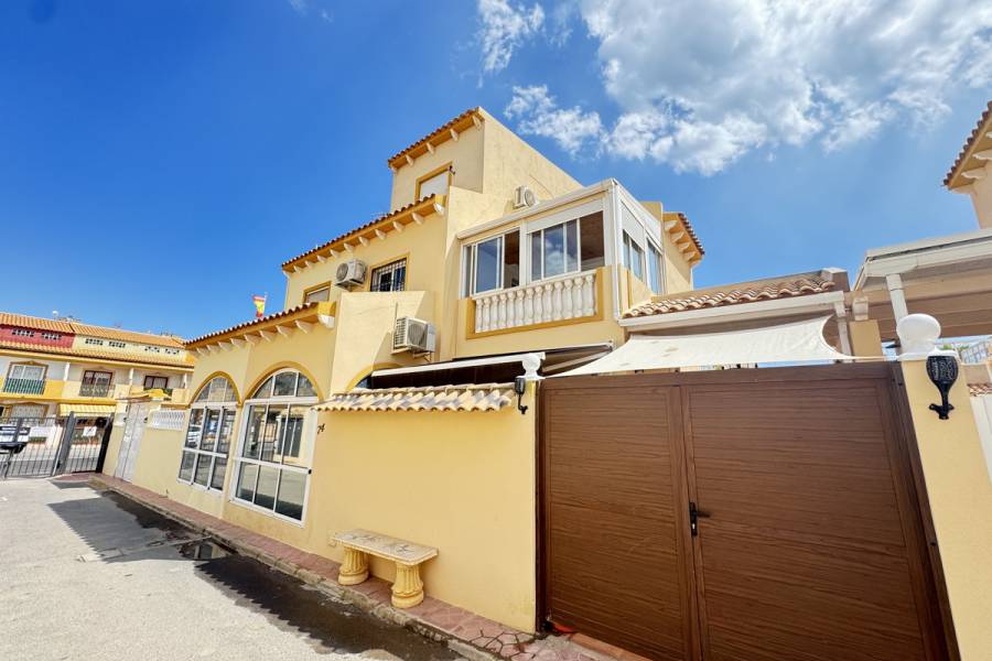 Resale - Townhouse - Orihuela Costa - Playa Flamenca