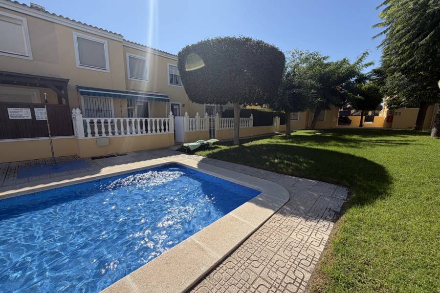 Resale - Apartment - Orihuela Costa - Villamartin