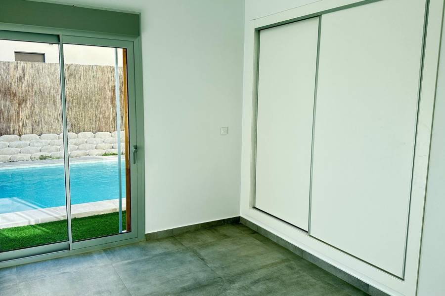 Nieuwbouw - Detached - Algorfa - La Finca Golf Resort