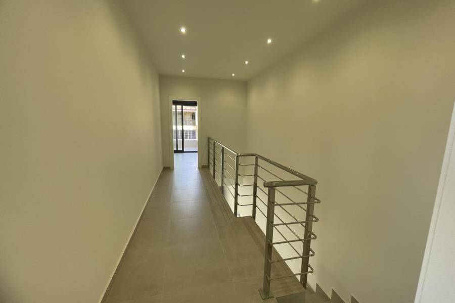 Nueva construcción  - Chalet - Almoradi - Heredades