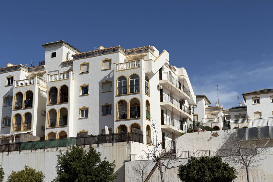 Resale - Apartment - Orihuela Costa - La Zenia