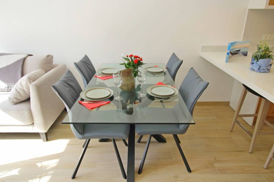 Resale - Apartment - Orihuela Costa - Mil Palmeras