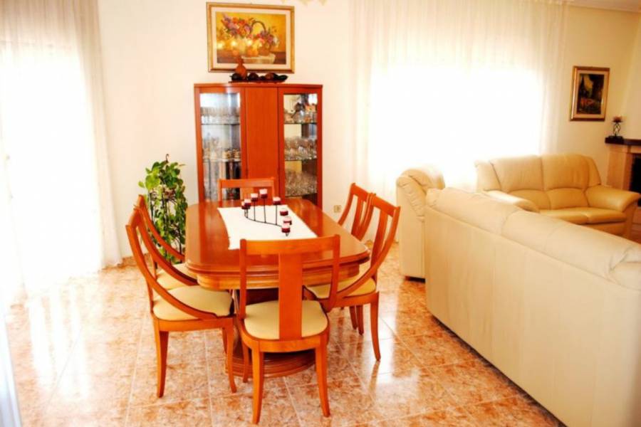 Resale - Detached - Orihuela Costa - La Zenia