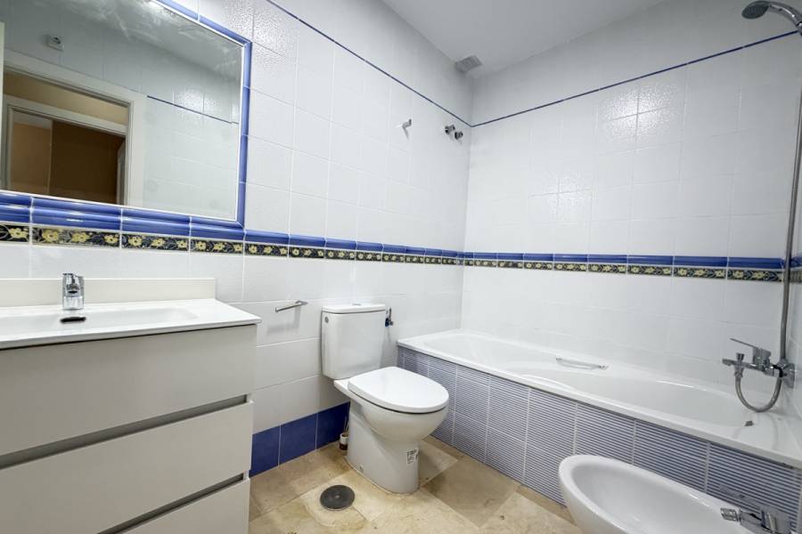 Resale - Apartment - Rioja