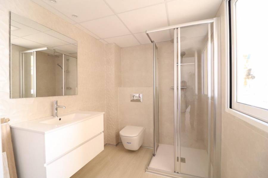 Bestaande bouw - Appartement - Torrevieja - Paseo maritimo