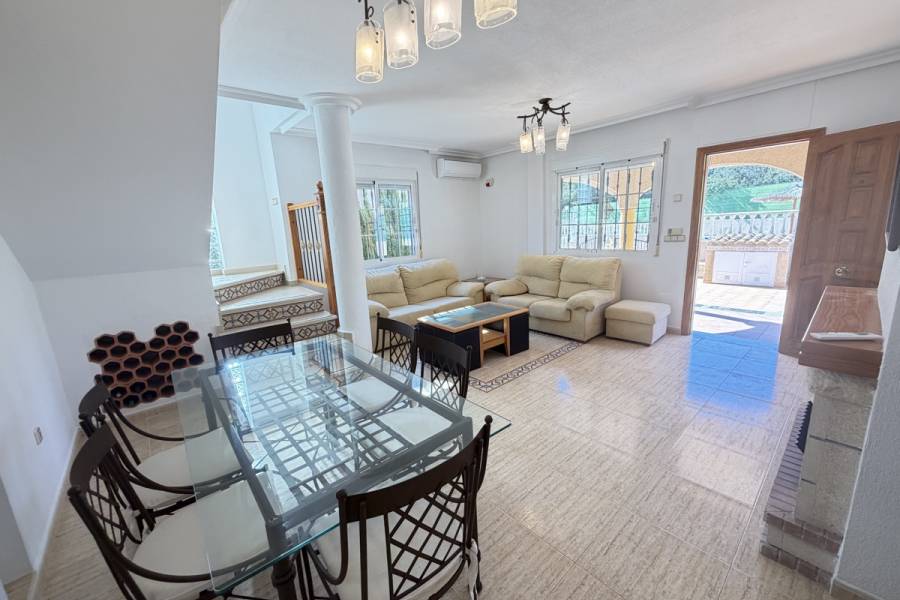 Reventa - Chalet - Orihuela Costa - Villamartin