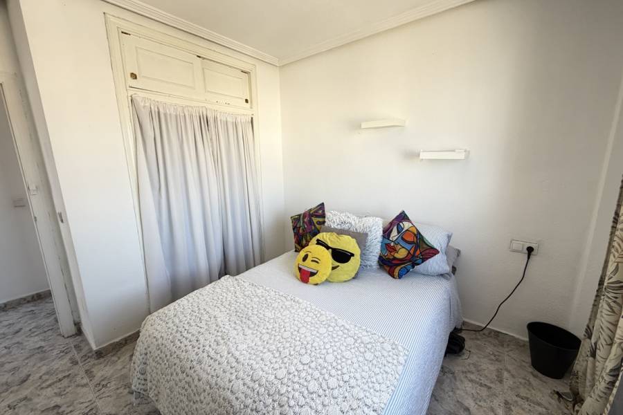 Bestaande bouw - Appartement - Orihuela Costa - La Zenia