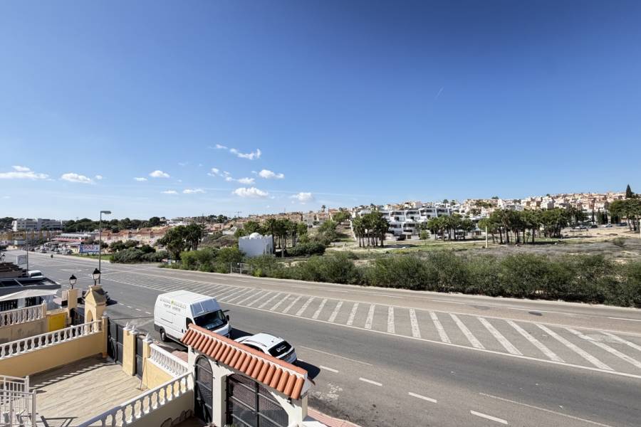 Resale - Townhouse - Orihuela Costa - Villamartin