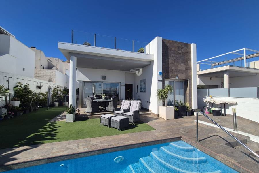 Bestaande bouw - Detached - Orihuela Costa - Villamartin