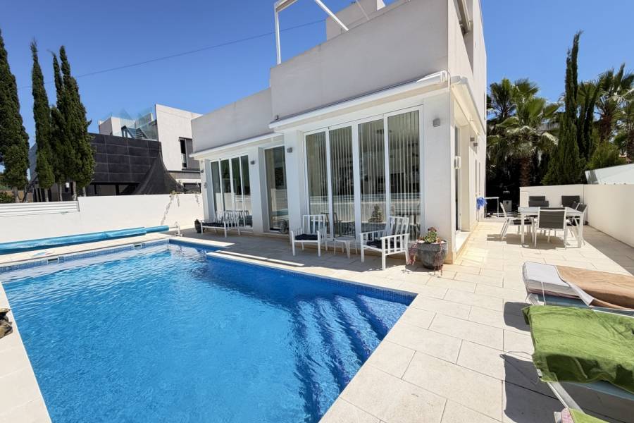 Bestaande bouw - Detached - Orihuela Costa - Mil Palmeras